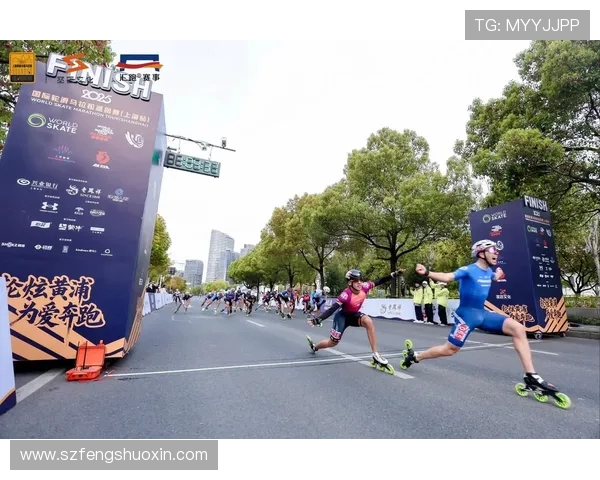 城市马拉松赛场上的成都滑板队速度表现精彩点评与分析 城市马拉松赛场上的成都滑板队速度表现精彩点评与分析